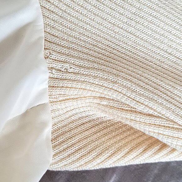 St. John Cream Ribbed Knit Sleeve Asymmetrical Zip Jacket - Picture 4 of 10